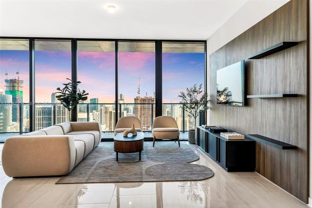 20 NE 11th St 6003, Miami, FL 33132