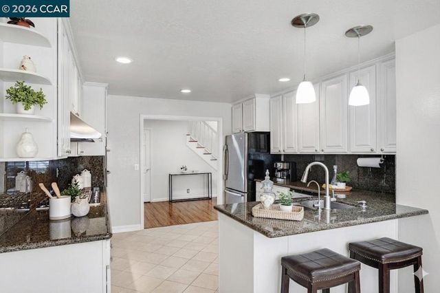 2415 Crestline Rd, Pleasanton, CA 94566
