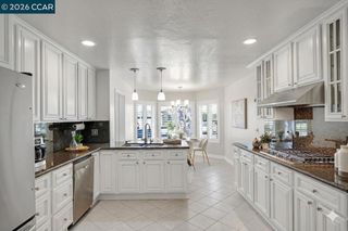 2415 Crestline Rd, Pleasanton, CA 94566