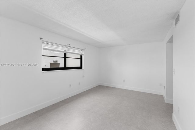 1225 West Avenue 201, Miami Beach, FL 33139