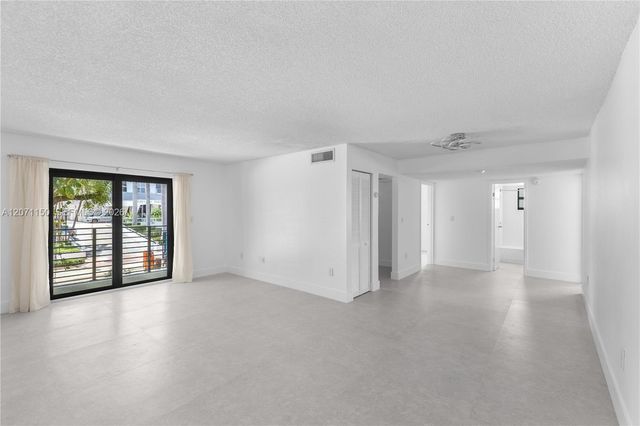 1225 West Avenue 201, Miami Beach, FL 33139