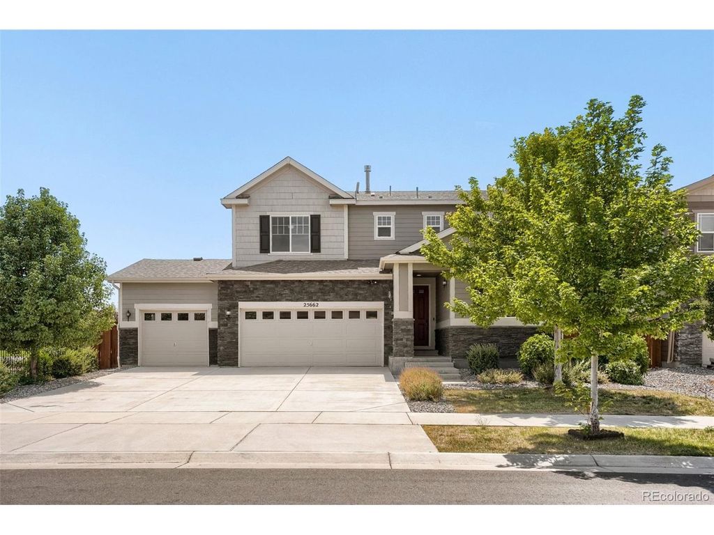 25662 E Bayaud Pl, Aurora, CO 80018