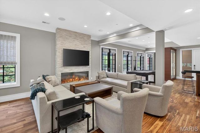 31 Brighton Way 3, Clayton, MO 63105