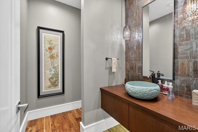 31 Brighton Way 3, Clayton, MO 63105