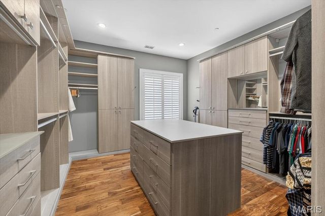 31 Brighton Way 3, Clayton, MO 63105