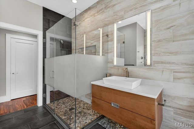 31 Brighton Way 3, Clayton, MO 63105