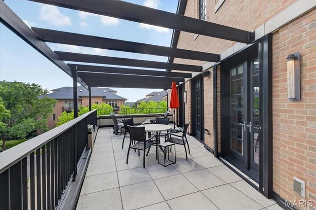 31 Brighton Way 3, Clayton, MO 63105