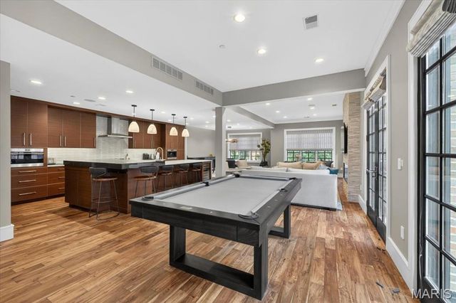 31 Brighton Way 3, Clayton, MO 63105