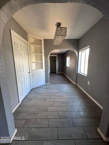 352 W ROOSEVELT Avenue, Coolidge, AZ 85128