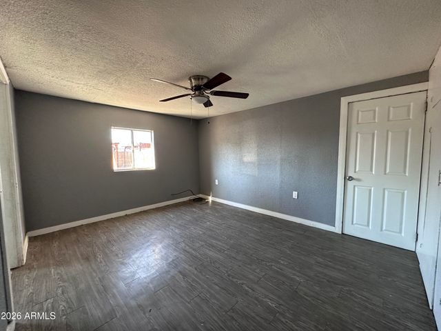 352 W ROOSEVELT Avenue, Coolidge, AZ 85128