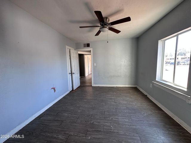 352 W ROOSEVELT Avenue, Coolidge, AZ 85128