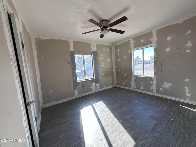 352 W ROOSEVELT Avenue, Coolidge, AZ 85128