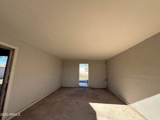 352 W ROOSEVELT Avenue, Coolidge, AZ 85128