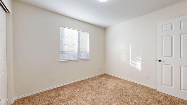 2112 Shreya Street, El Paso, TX 79938