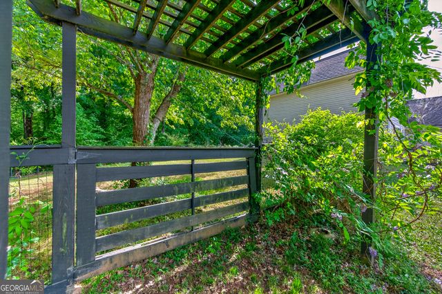 6250 Glen Port Circle, Flowery Branch, GA 30542