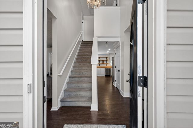 6250 Glen Port Circle, Flowery Branch, GA 30542