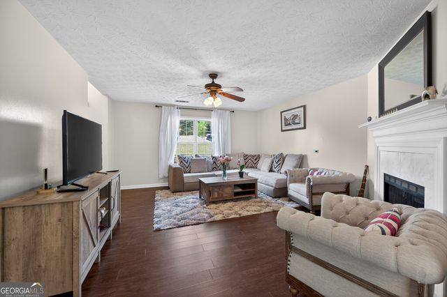 6250 Glen Port Circle, Flowery Branch, GA 30542