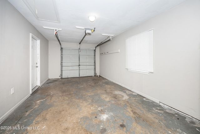 9205 Warbler Avenue, Ocean Springs, MS 39564