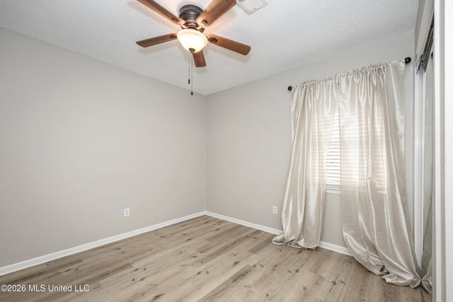 9205 Warbler Avenue, Ocean Springs, MS 39564