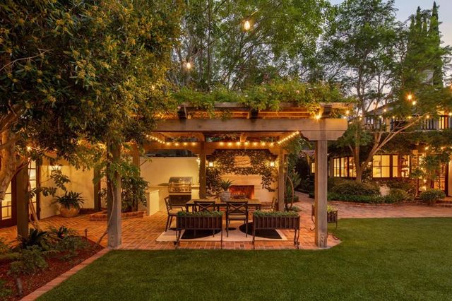 1125 Guinda Street, Palo Alto, CA 94301