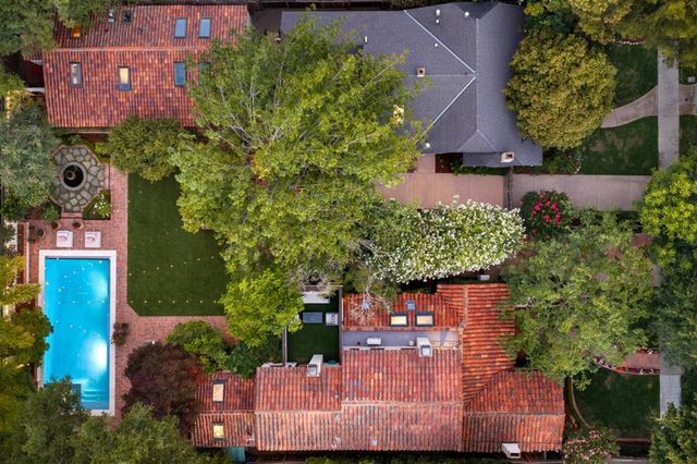 1125 Guinda Street, Palo Alto, CA 94301