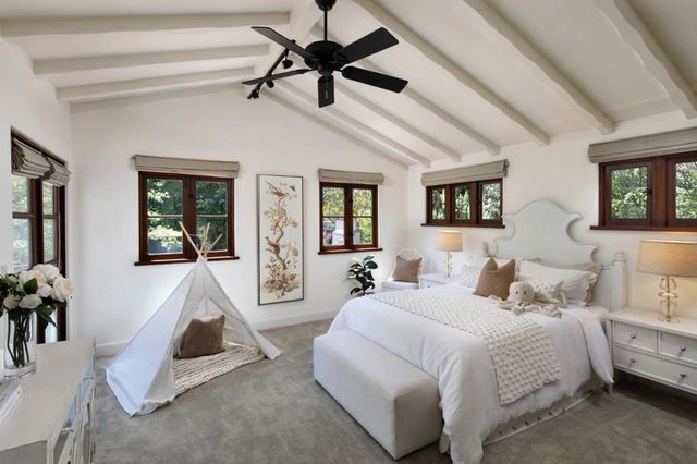 1125 Guinda Street, Palo Alto, CA 94301