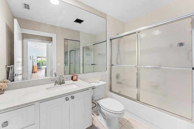 2841 Livingston Lane, West Palm Beach, FL 33411