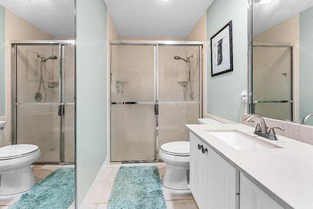 2841 Livingston Lane, West Palm Beach, FL 33411