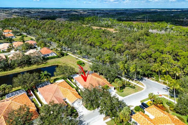 2841 Livingston Lane, West Palm Beach, FL 33411