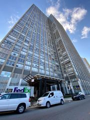 655 W Irving Park Road 4405, Chicago, IL 60613