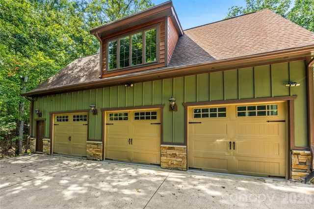 90 Ashley Woods Drive, Arden, NC 28704