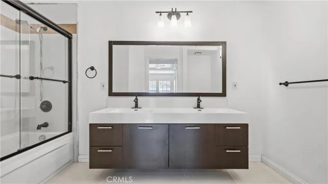 3 Palmieri Aisle, Irvine, CA 92606