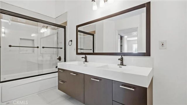 3 Palmieri Aisle, Irvine, CA 92606
