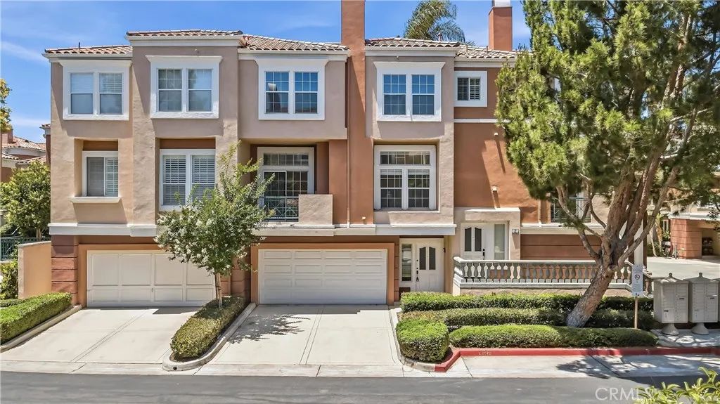 3 Palmieri Aisle, Irvine, CA 92606