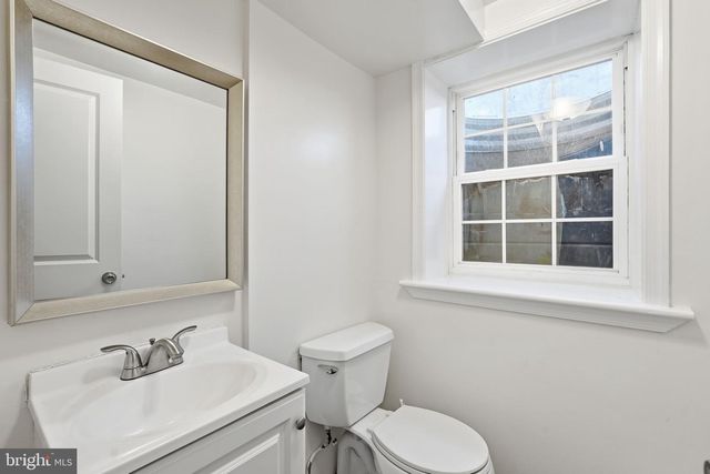 9708 DAMERON DR, Silver Spring, MD 20910