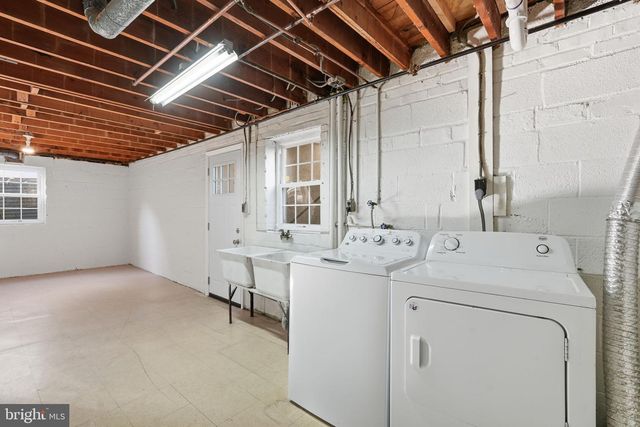 9708 DAMERON DR, Silver Spring, MD 20910