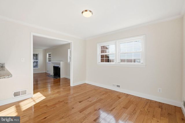 9708 DAMERON DR, Silver Spring, MD 20910