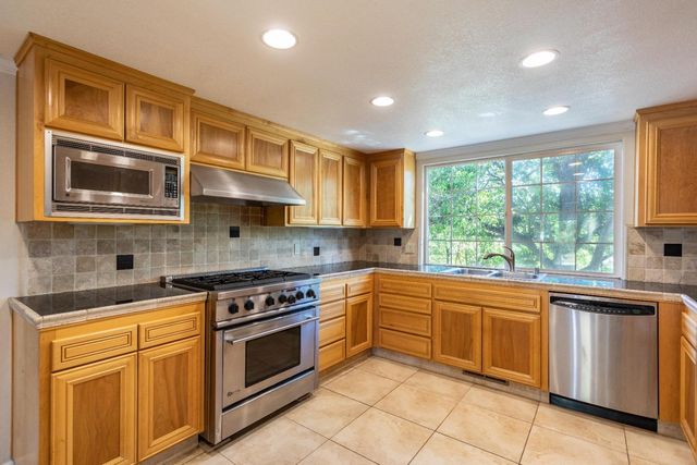 6333 Indian Springs Rd, Loomis, CA 95650