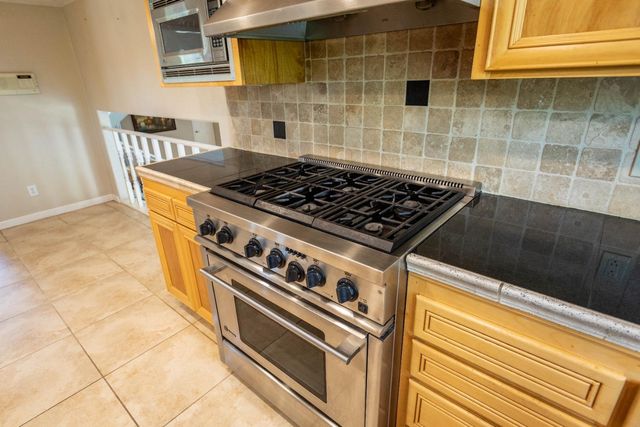 6333 Indian Springs Rd, Loomis, CA 95650