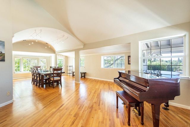 6333 Indian Springs Rd, Loomis, CA 95650