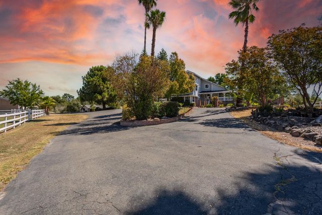 6333 Indian Springs Rd, Loomis, CA 95650