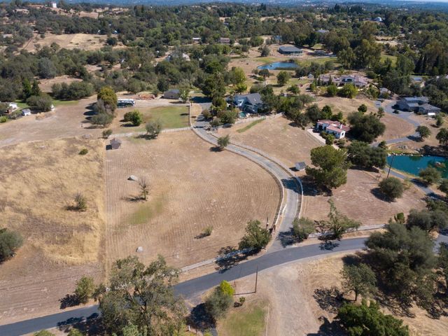6333 Indian Springs Rd, Loomis, CA 95650