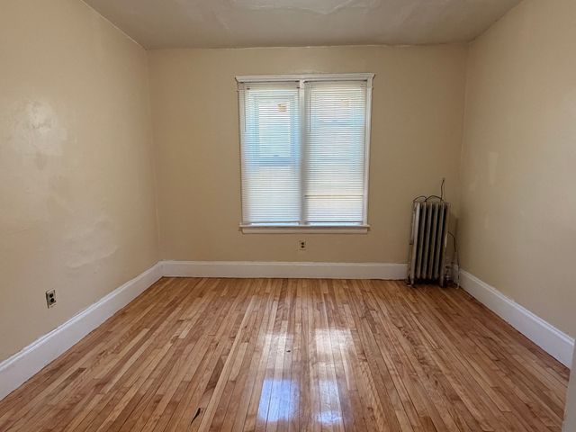 2 Shirley St 1, Worcester, MA 01610