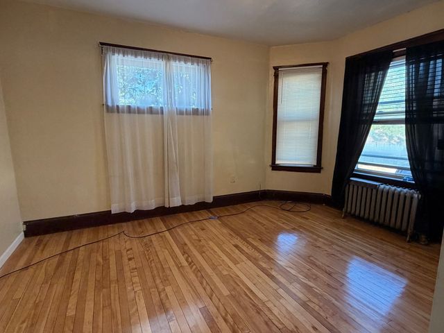 2 Shirley St 1, Worcester, MA 01610