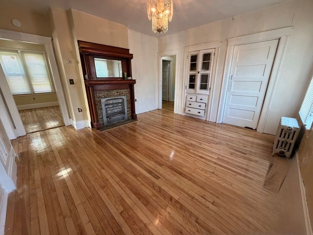 2 Shirley St 1, Worcester, MA 01610