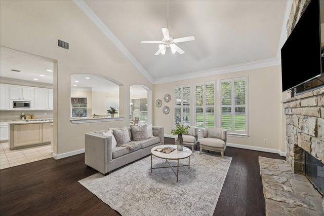 14530 Millhouse Road, Pinehurst, TX 77362