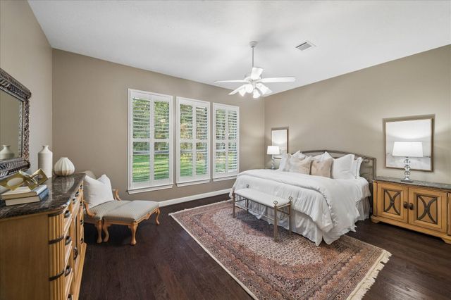 14530 Millhouse Road, Pinehurst, TX 77362
