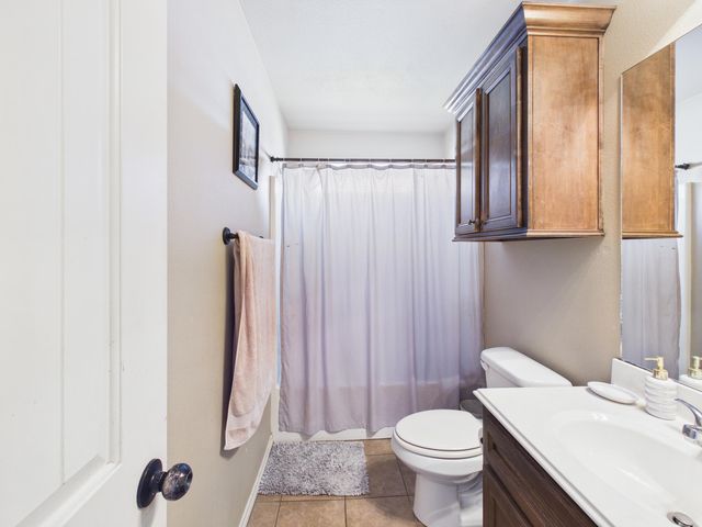 211 Dowden Road, Wolfforth, TX 79382