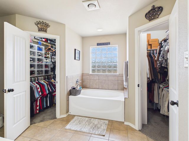 211 Dowden Road, Wolfforth, TX 79382
