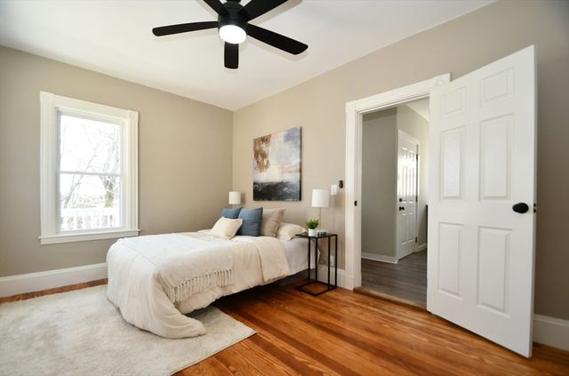 18 Lyon St 2, Boston, MA 02122